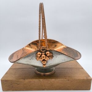 Vintage Italian Lightweight Hammered Centerpiece Bowl – Copper & Silver Tone Gra